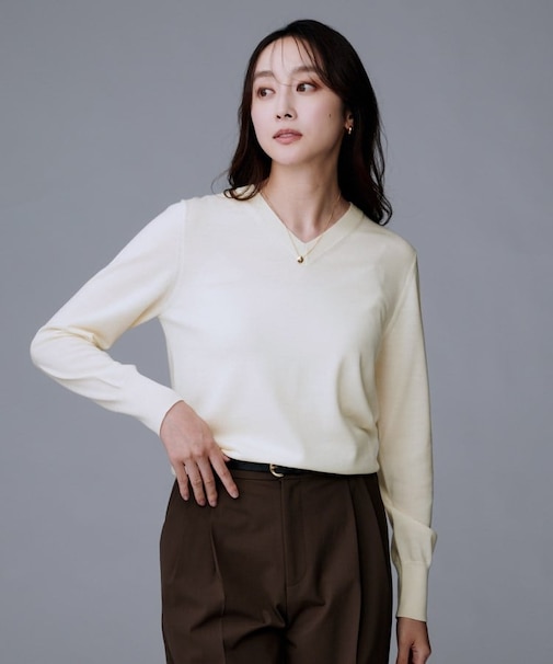 【洗える/ウール100%】Vネックウールニット