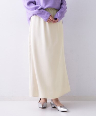 サテンナロースカート