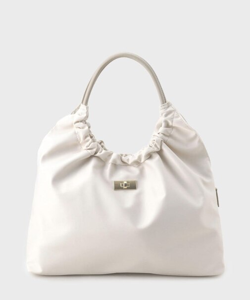 軽やかナイロンフラットトート