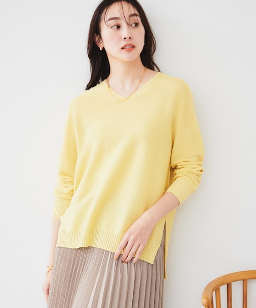 【体型カバー/清涼感】サイドスリット Vネックニット