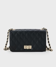 キルティングチェーンショルダー