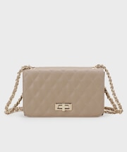 キルティングチェーンショルダー