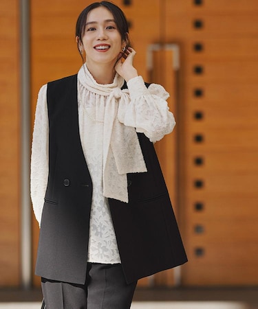 【洗える/ストレッチ性/セットアップ可】バックラッフルジレ