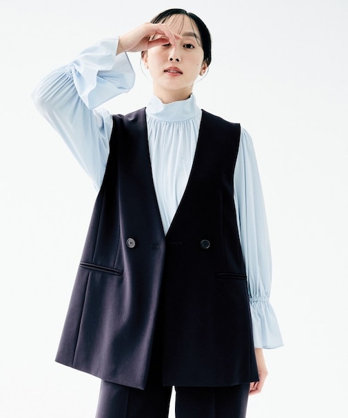 バックラッフルジレ