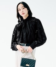 カットジャカード ボウタイブラウス