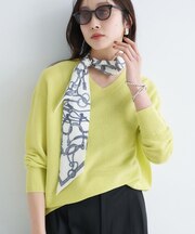 ドライタッチVネックニット