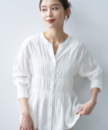 リラックスシャーリングブラウス