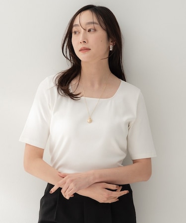 【羽織り物インナーにおすすめ】スクエアネックプルオーバー