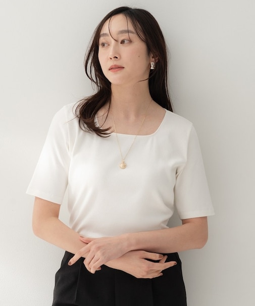 【羽織り物インナーにおすすめ】スクエアネックプルオーバー