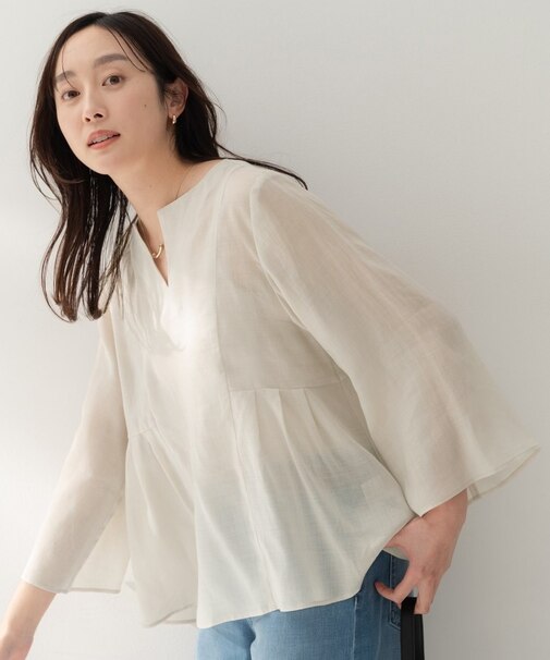 【接触冷感/程よい透け感】ドライタッチキーネックブラウス
