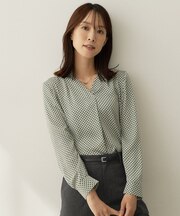 【スーツインナー】トライアングルジオメブラウス