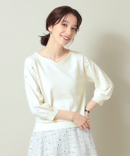 【手洗い可】マーガレット刺繍ニット