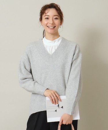 【マシンウォッシャブル】ふわもち深Vニット