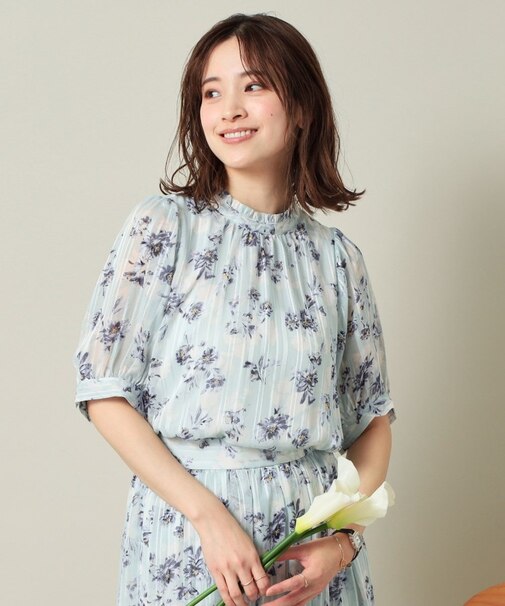 【手洗い可／M・Lサイズ展開】ラメストライプ花柄5分袖ブラウス