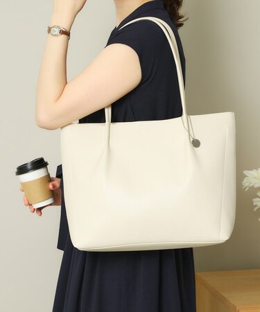 【通勤】仕切りA4トート