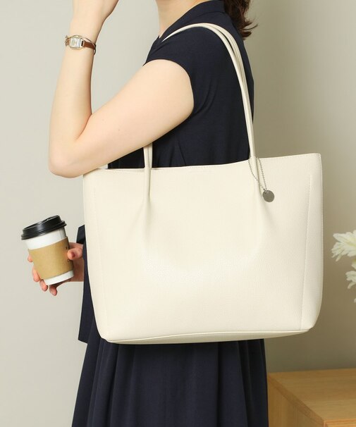 【通勤】仕切りA4トート