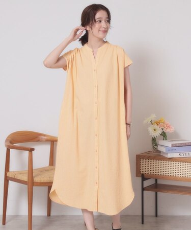 【洗濯機OK／洗濯後しわになりにくい】カットサッカー前開きワンピース