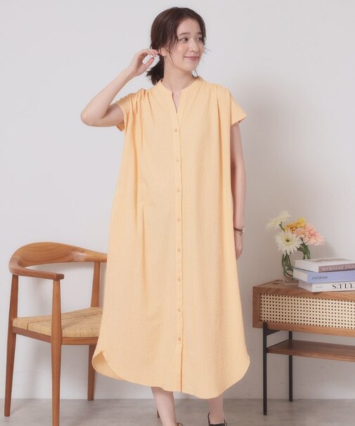 【洗濯機OK／洗濯後しわになりにくい】カットサッカー前開きワンピース