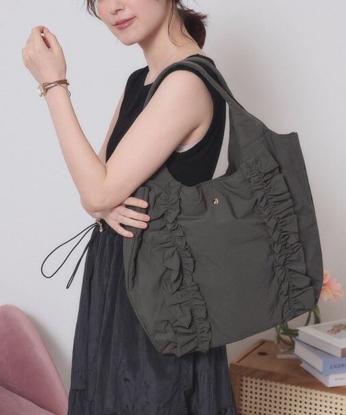 【A4対応】フリルラウンドトート