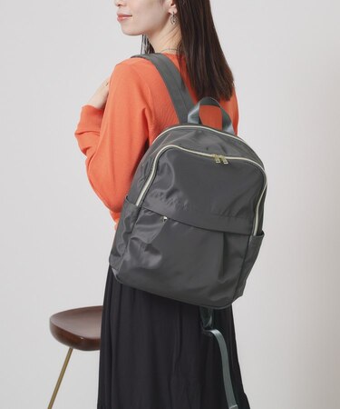 【A4対応／9ポケット】両面撥水リュック