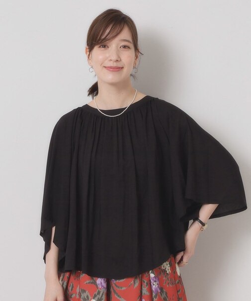 【手洗い可】フレア袖ブラウス