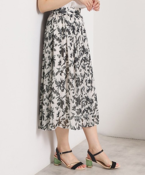 【手洗い可／後ろウエストゴム】ラメスト単色花柄スカート