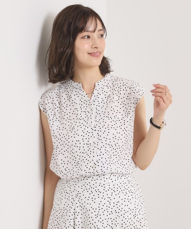 【UVカット／速乾／冷感／洗濯機OK／洗濯後しわになりにくい】麻調ストレッチ前開きブラウス＜ラク服シリーズ＞