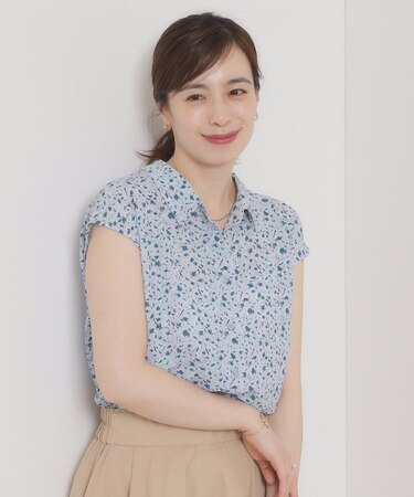 【洗濯機OK】シャーリング小花ブラウス