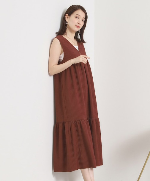【洗濯機OK／ロングシーズン使える】ティアードVネックワンピース