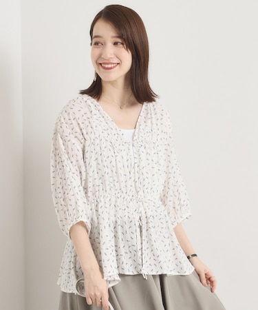 【手洗い可】花柄シャーリング前開きブラウス