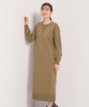 【縮みに強い／洗濯機OK】ヘンリーネックニットワンピース