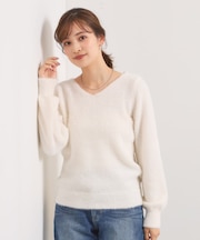 【手洗い可】フェザーヤーンVネックニット