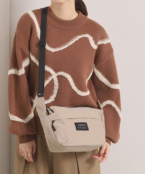 撥水ナイロン舟形ショルダー