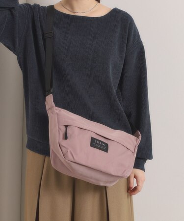 撥水ナイロン舟形ショルダー