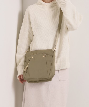 【6ポケット】ルニコ縦型ショルダー