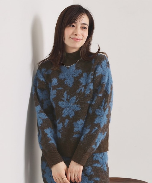 【手洗い可／セットアップ可】花柄フェザージャカードニット