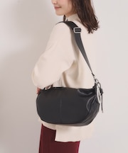 パール調チャーム付きショルダー