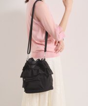 フリルドロストショルダー