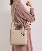 フラワーチャーム付2WAYトート