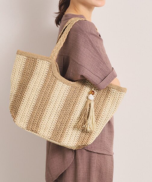 雑材ストーンタッセルトート