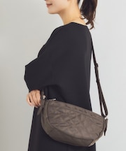 【撥水】ダイヤ柄キルティングショルダーバッグ