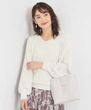 ラメフェザーVネックニット