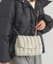 チェーンショルダーバッグ