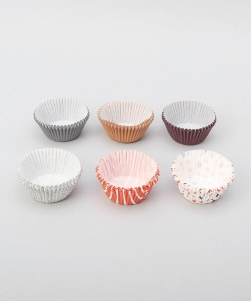 ニュートラルマフィンカップ 150pcs＜Wilton ウィルトン＞