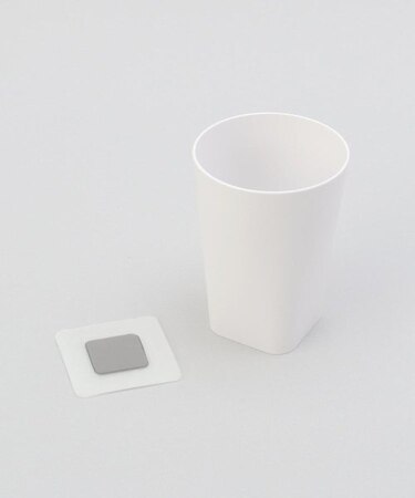 フィルムシート洗面戸棚下マグネットタンブラー WH 山崎実業 ＜tower タワー＞