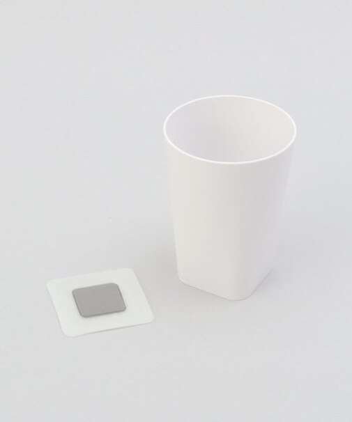 フィルムシート洗面戸棚下マグネットタンブラー WH 山崎実業 ＜tower タワー＞