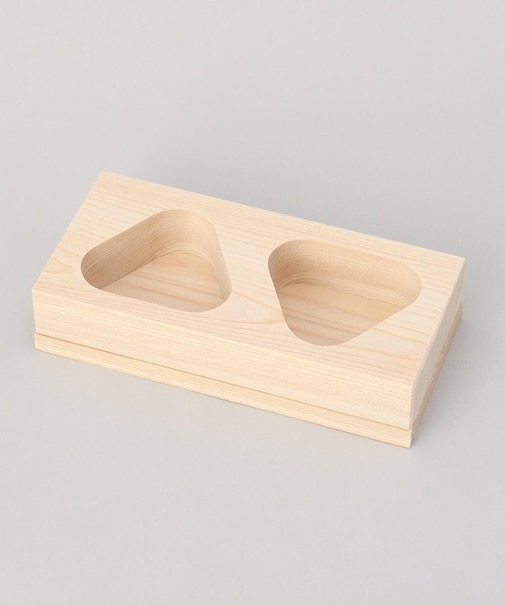 ふんわりできる、国産天然木ひのきのおむすび型 2個