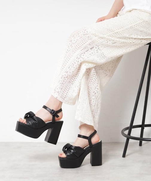 【ラク盛り/サンダル】リピーター続出/脚長美脚 ツイストリボンサンダル