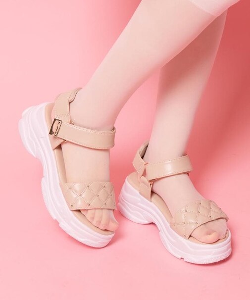 キルティング 面ファスナーストラップサンダル