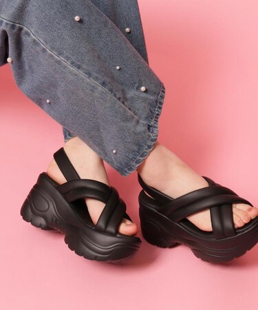 厚底クロスサンダル パデットサンダル